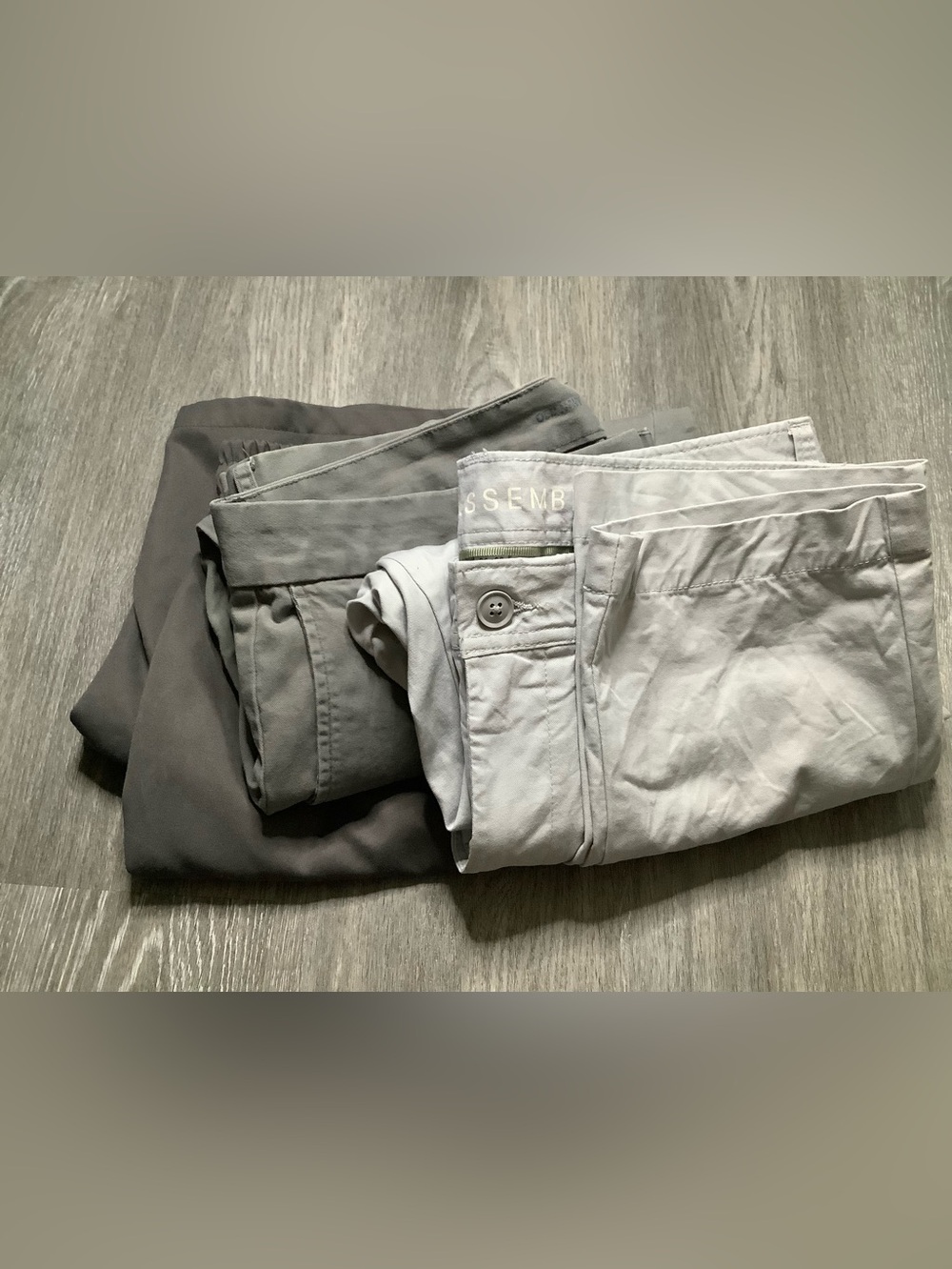 Old Navy Men's Gray and Light Gray Chino Pants Duo